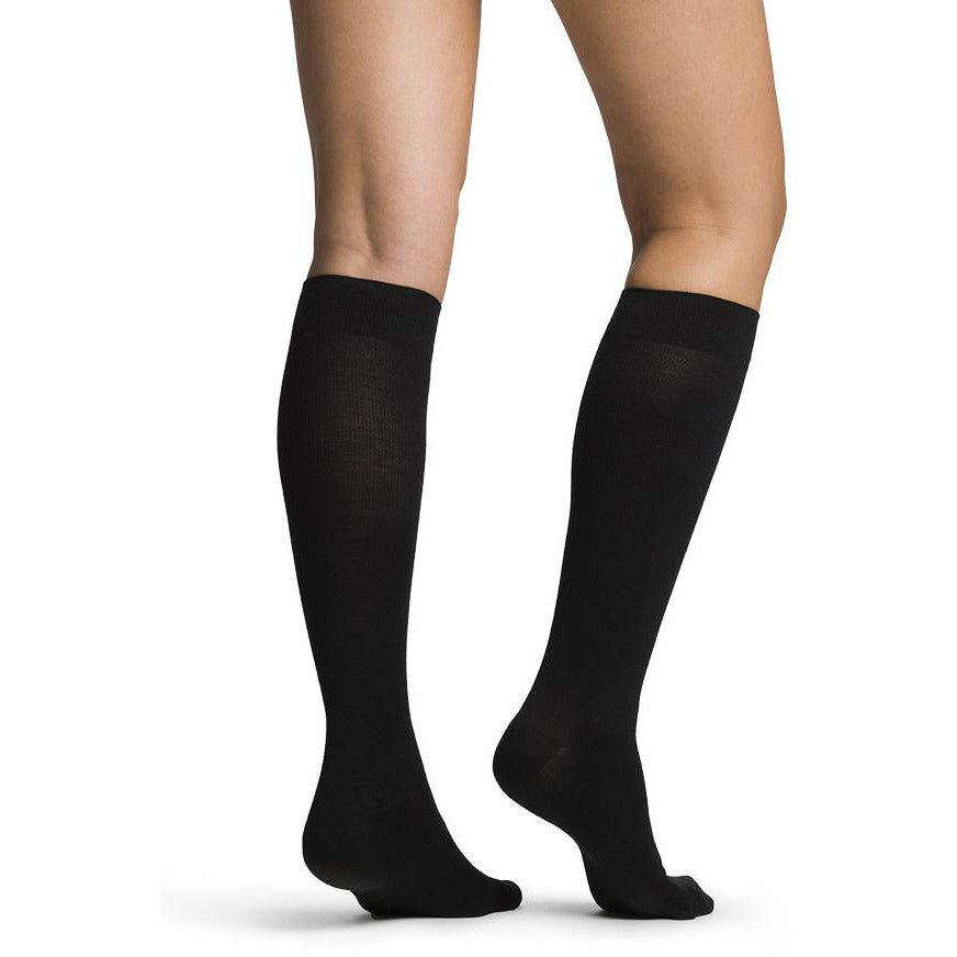 Sigvaris All-Season Merino Wool Women's 15-20 mmHg Knee High, Black