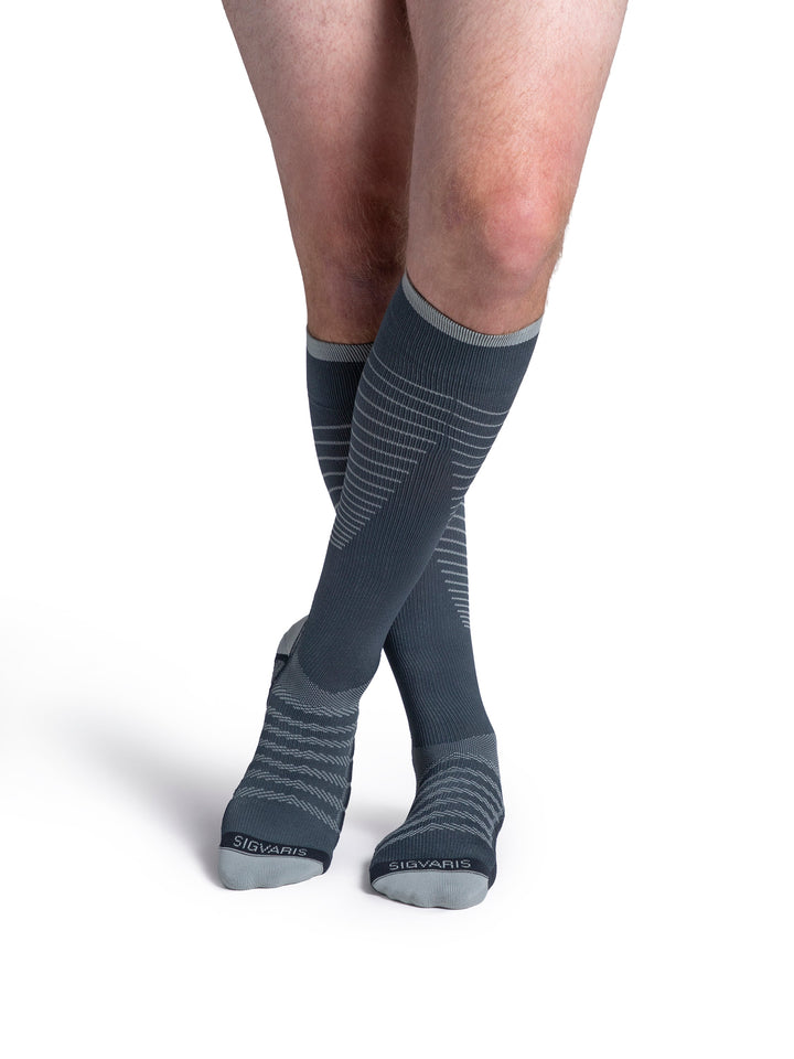 Sigvaris Motion Flow Tech Knee High 20-30 mmHg, Slate