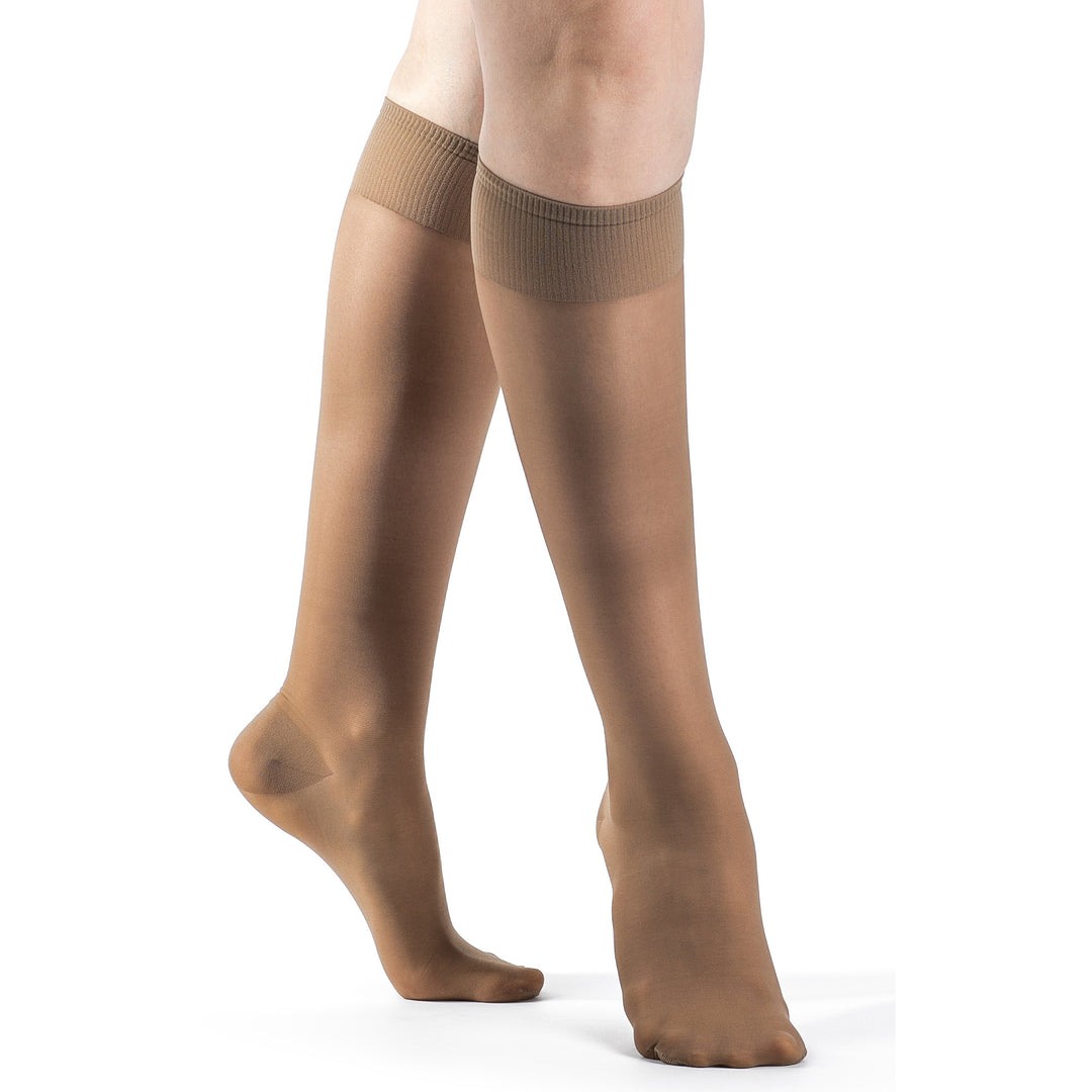 Sigvaris Sheer Fashion Mujer 15-20 mmHg Rodilla Alta, Café