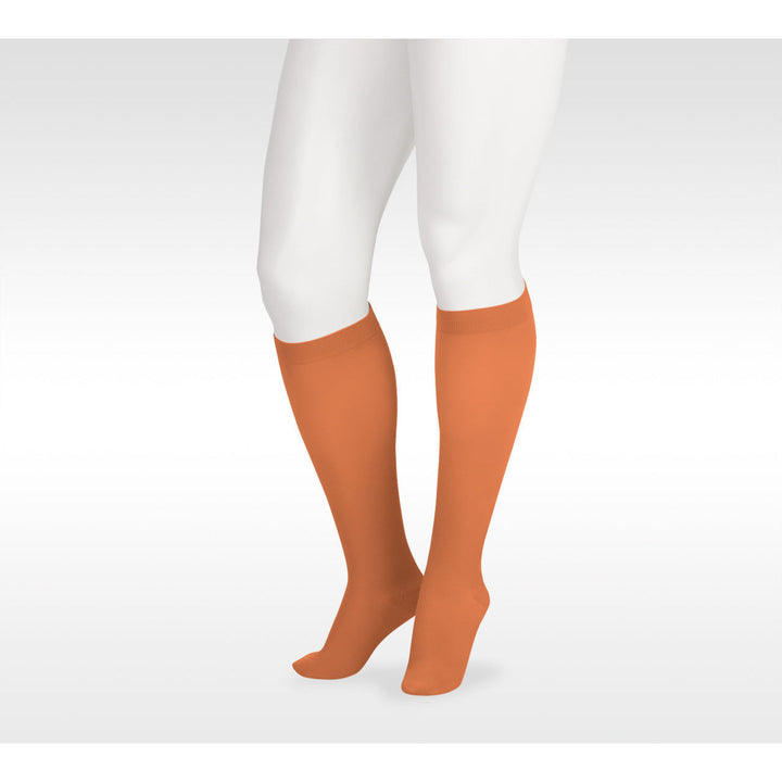 Juzo Soft Knee High 20-30 mmHg com faixa de silicone, canela