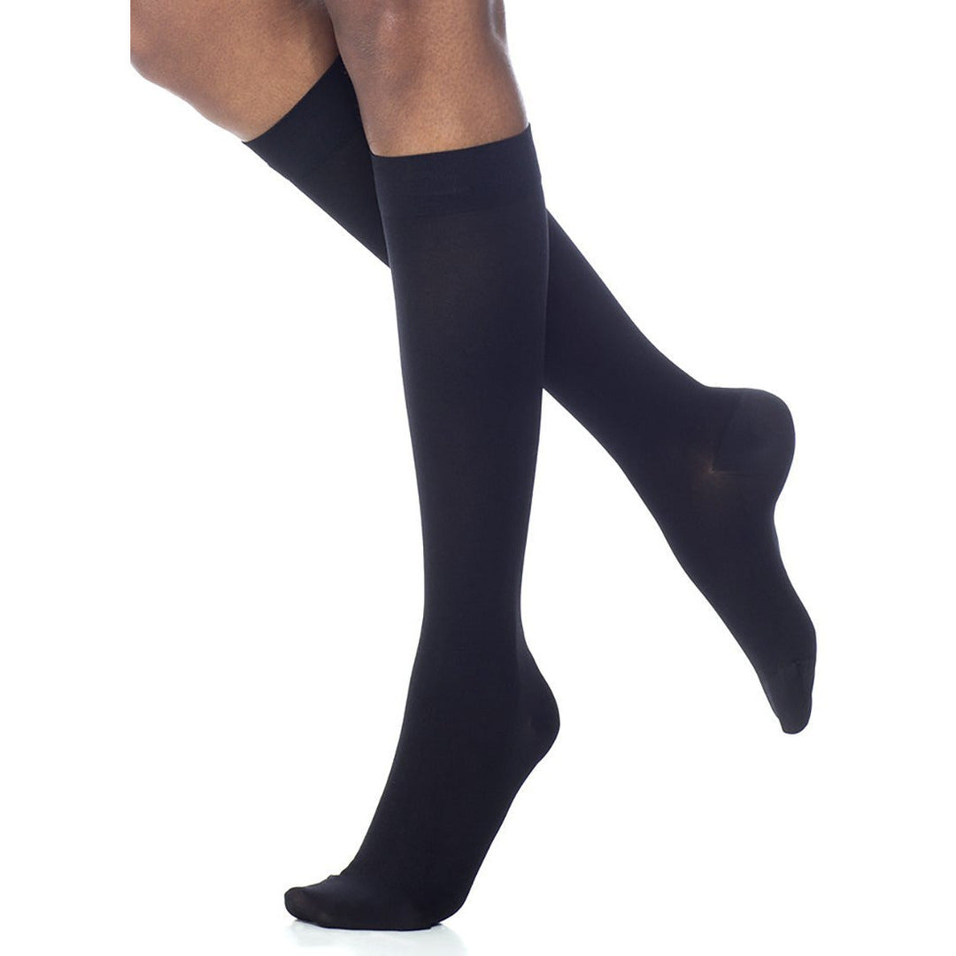 Dynaven - Medias hasta la rodilla para mujer, 30-40 mmHg, color negro