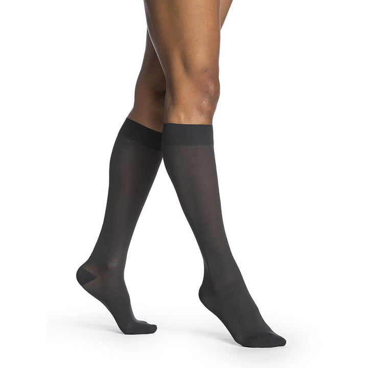 Sigvaris Medium Sheer Women's 20-30 mmHg Knee High, Nightshade