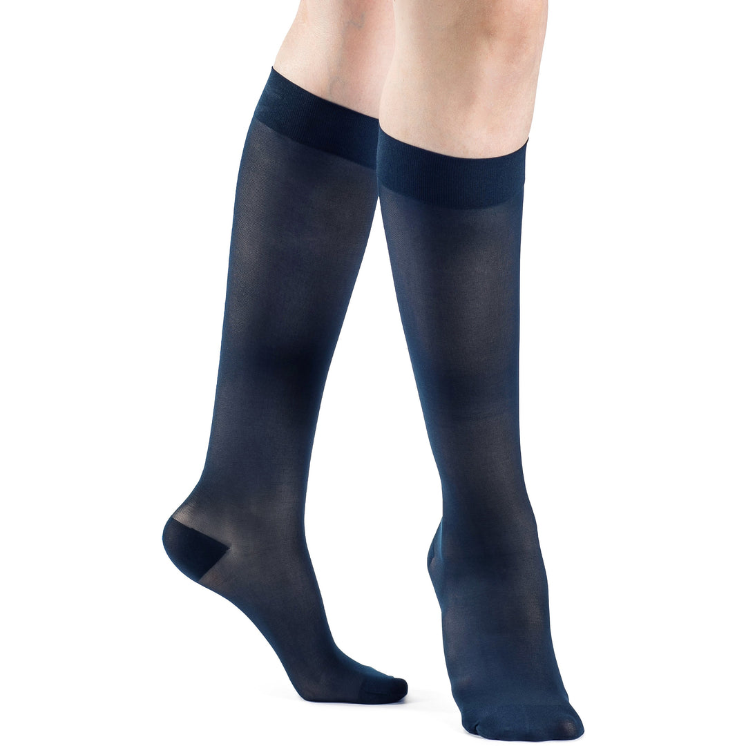 Sigvaris Sheer - Medias hasta la rodilla para mujer, 15-20 mmHg, color azul marino oscuro