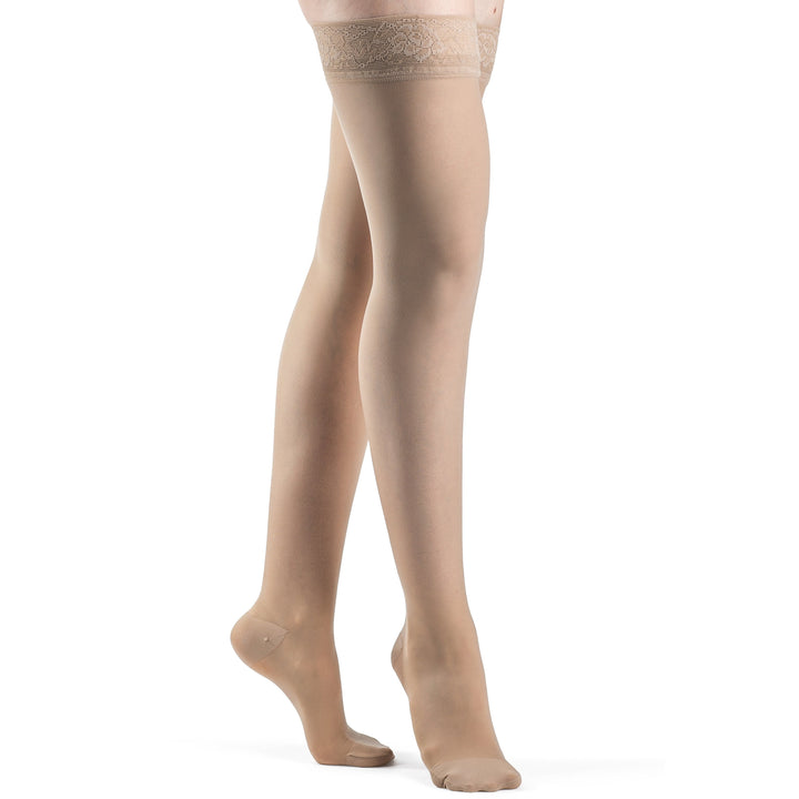 Sigvaris Sheer feminino 20-30 mmHg na altura da coxa, mel