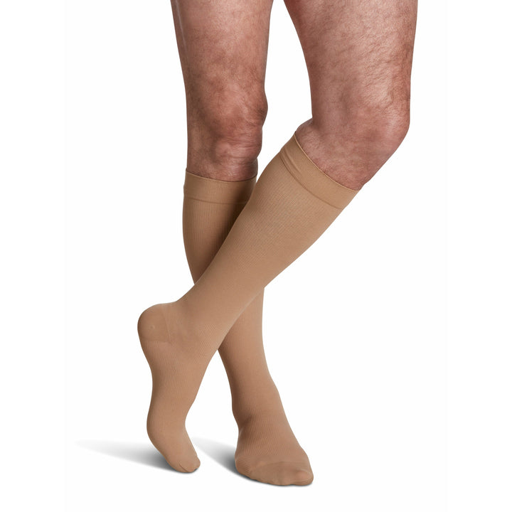 Sigvaris Opaque - Medias hasta la rodilla para hombre, 30-40 mmHg, color beige claro