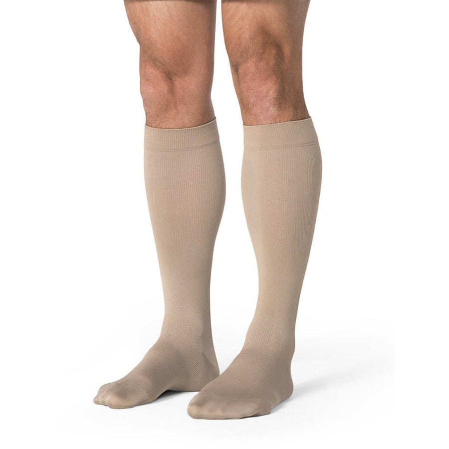 Sigvaris Opaque - Medias hasta la rodilla para hombre, 20-30 mmHg, color beige claro