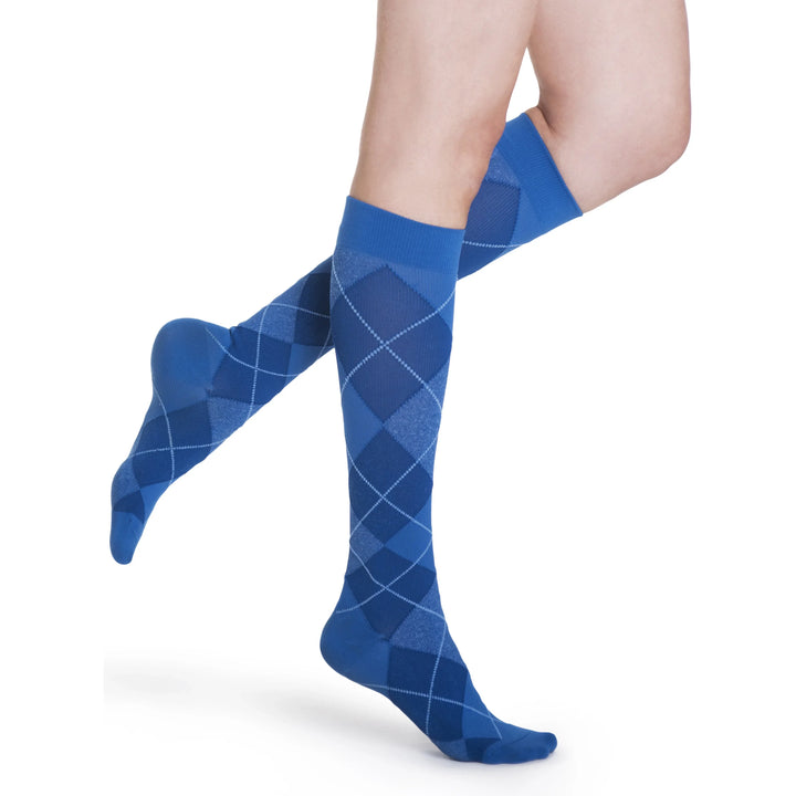 Sigvaris mikrofibermönster dam 20-30 mmHg Knähög, Royal Blue Argyle