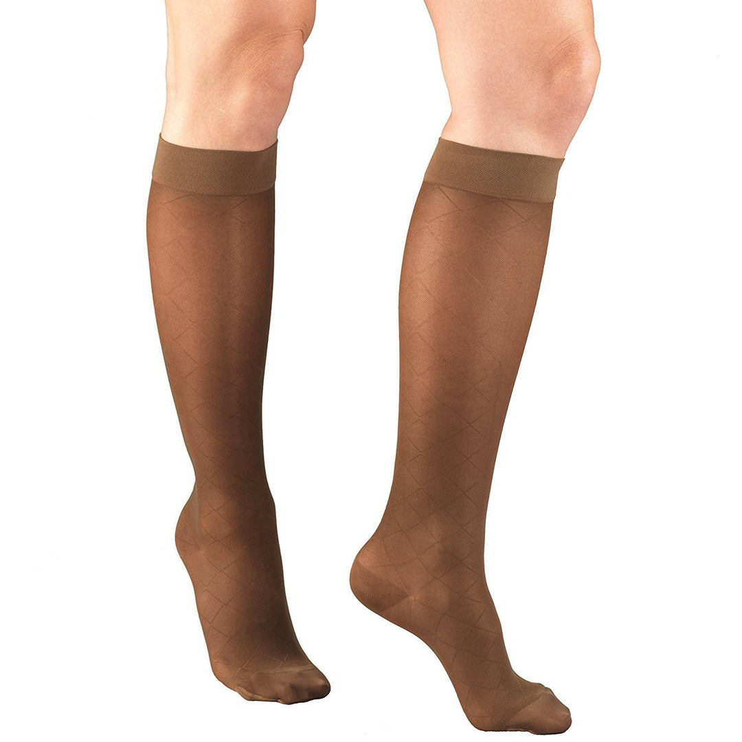 Truform Lites Women's 15-20 mmHg Diamond Knee High, Espresso