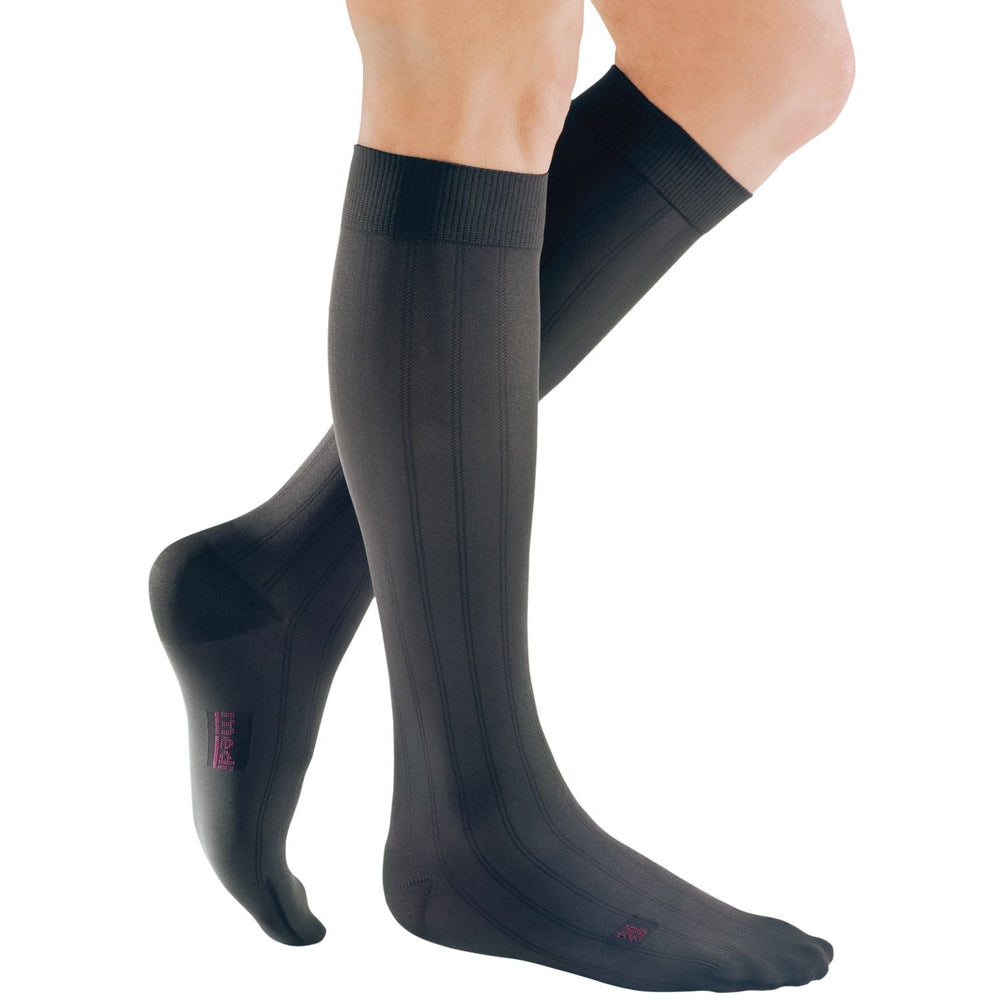 Mediven para hombre Classic 30-40 mmHg hasta la rodilla, pantorrilla extra ancha, gris