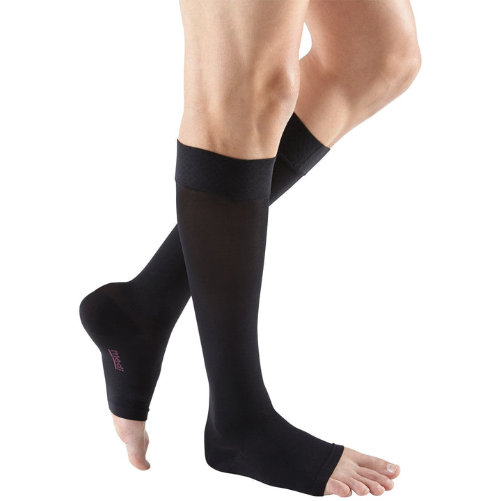 Medias hasta la rodilla con puntera abierta Mediven Plus de 20 a 30 mmHg con banda superior de silicona, color negro