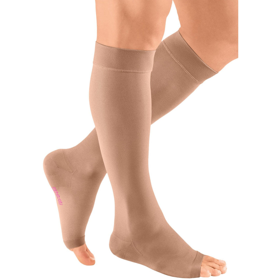 Medias hasta la rodilla Mediven Plus 20-30 mmHg con punta abierta, color beige