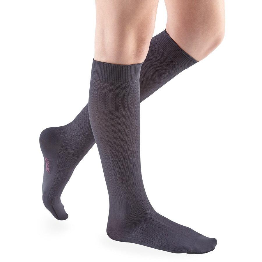 Mediven Comfort Vitality feminino 15-20 mmHg na altura do joelho, carvão