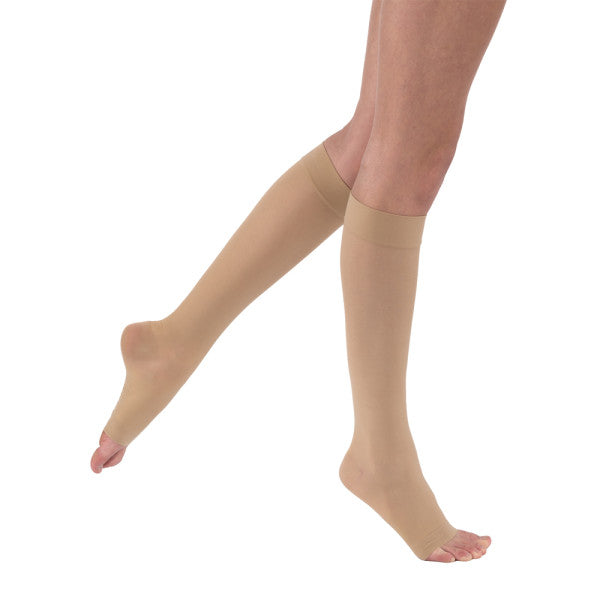 حذاء jobst ® ultrasheer النسائي بطول الركبة 30-40 مم زئبق، مفتوح عند الأصابع، طبيعي