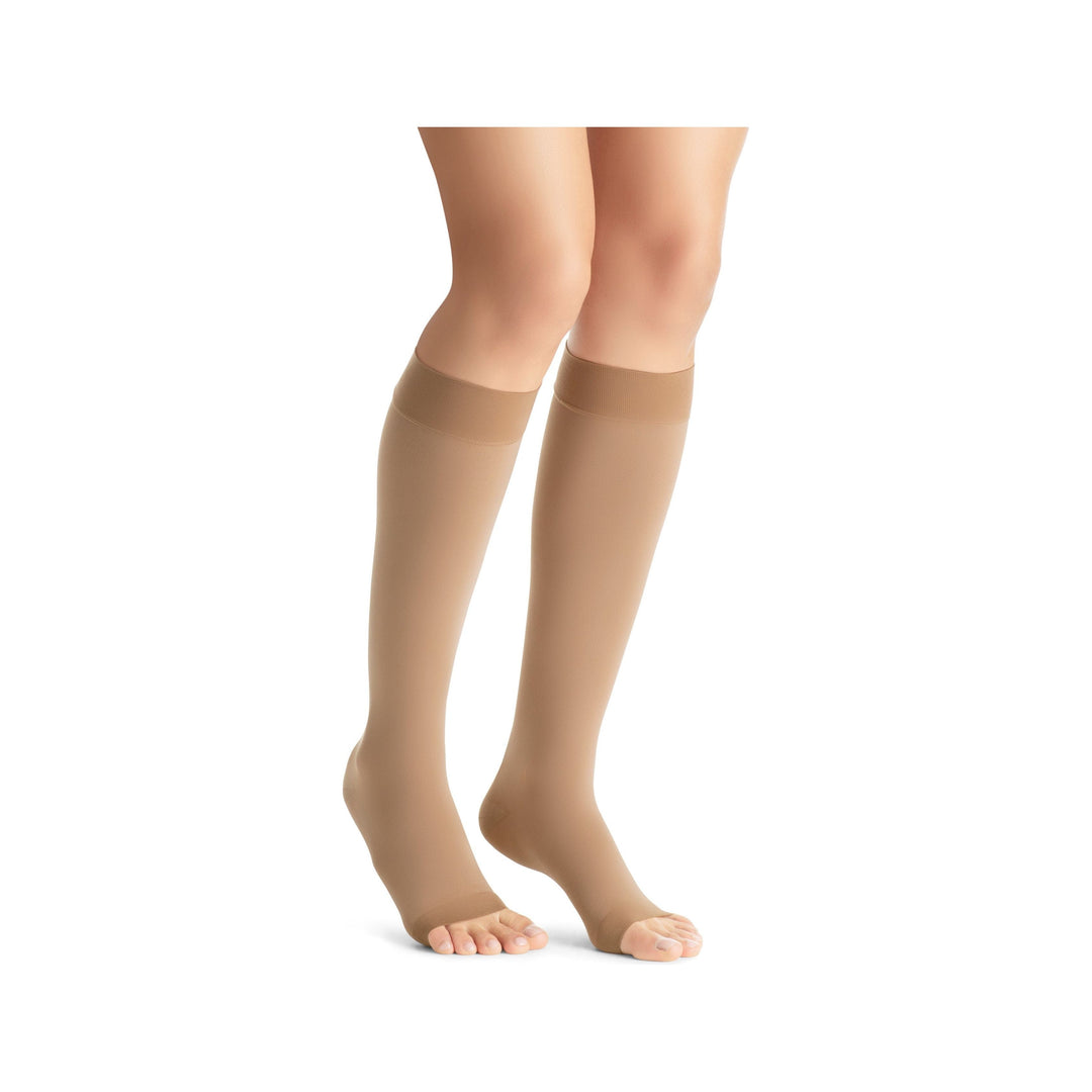 JOBST ® uigennemsigtigt knæhøjde kvinder 15-20 mmHg, åben tå, barsel, karamel