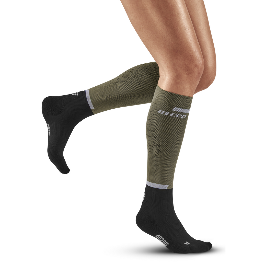 The run compression chaussettes hautes 4.0, femme, olive/noir