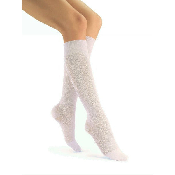 JOBST ® soSoft Botas altas hasta la rodilla con brocado de 8-15 mmHg para mujer, color blanco