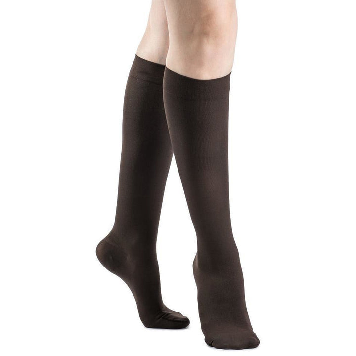 Sigvaris Soft Opaque Kniestrümpfe für Damen, 20–30 mmHg, Espresso