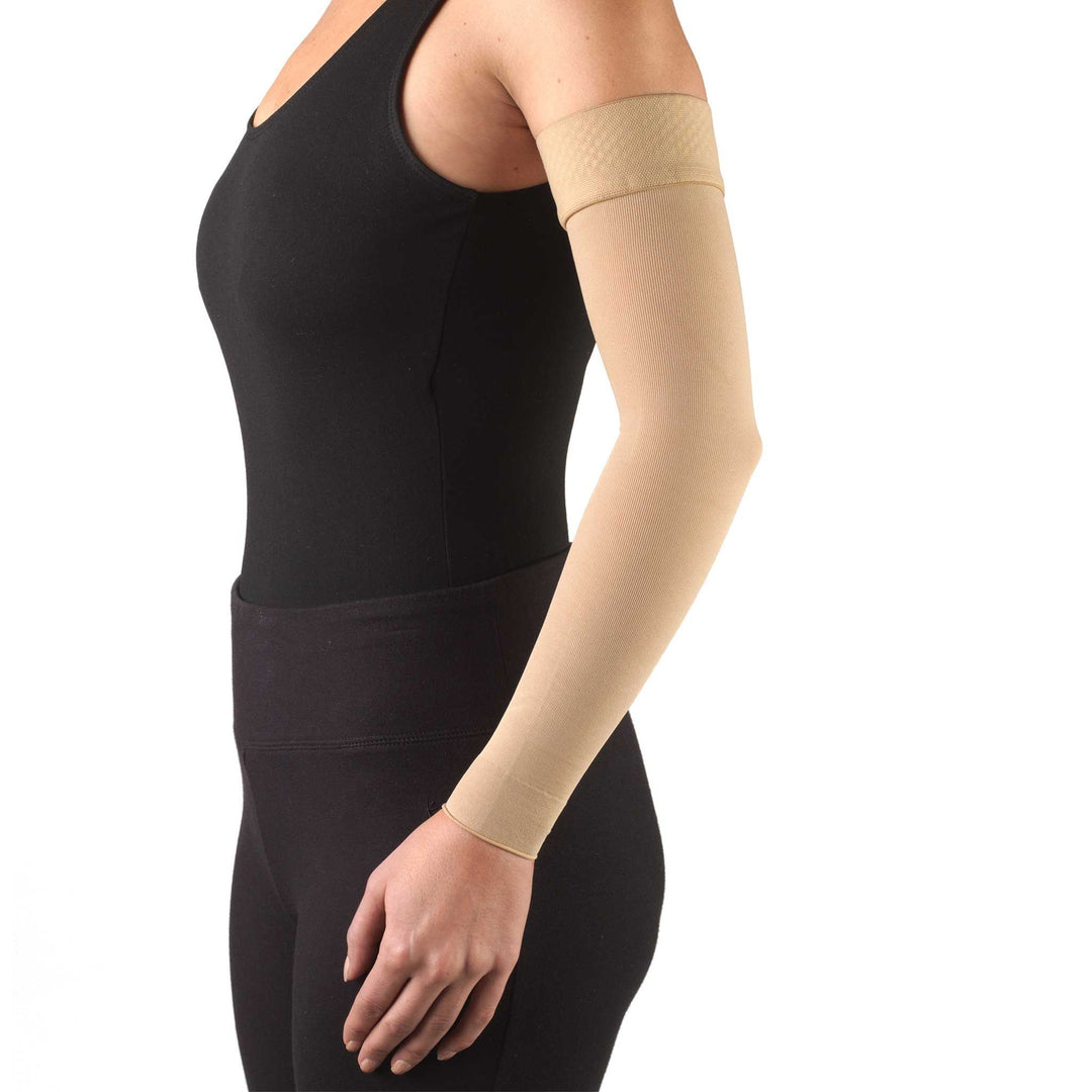 Truform 20-30 mmHg Arm Sleeve med Silicone Dot Top, Beige